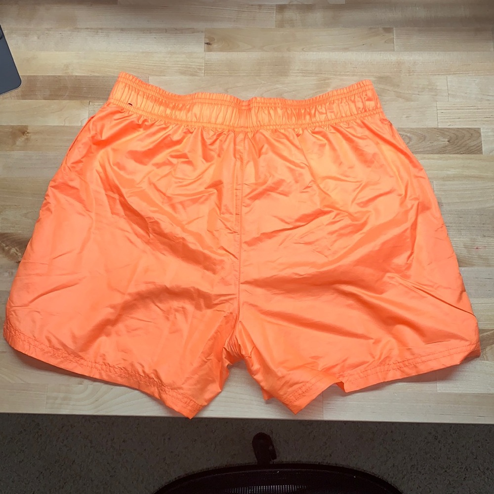 NWOT Women’s Nike Shorts - Picture 2 of 4